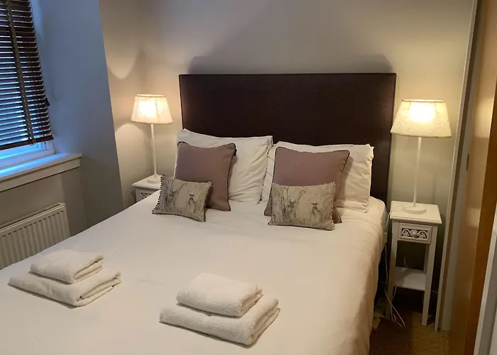 Bright And Stylish - Old Town Apartment Edinburgh