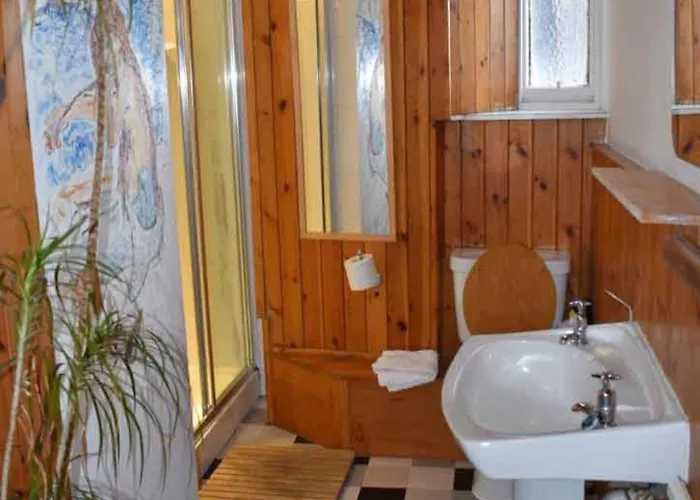 Traditional Oer The Meadows *