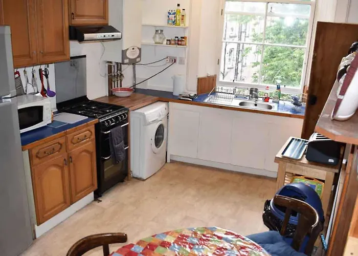 Apartment Traditional Oer The Meadows Edinburgh
