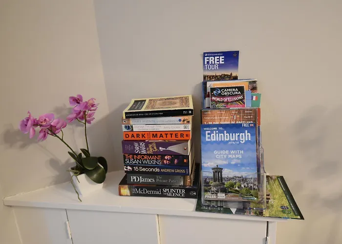 Slateford House Ground Floor Main Door 公寓