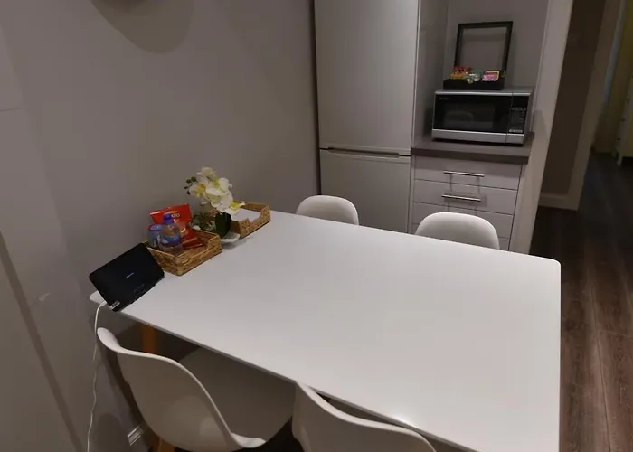 Slateford House Ground Floor Main Door