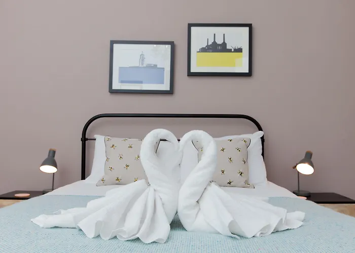 Beautifully Modernised New Town