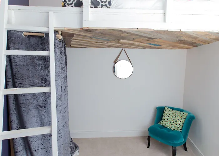 Beautifully Modernised New Town Daire Edinburgh