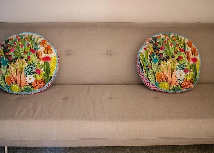 Beautifully Modernised New Town Daire Edinburgh