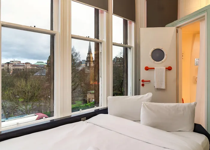 Easyhotel 2* Edinburgh