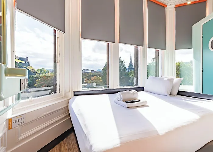 Easyhotel