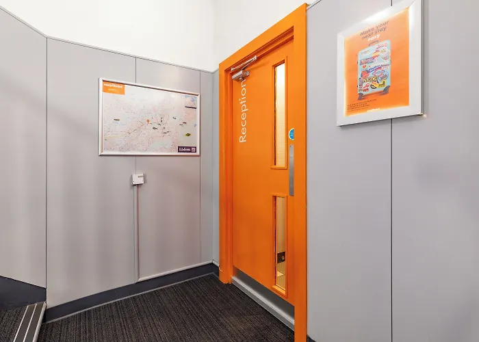 Hotel Easyhotel
