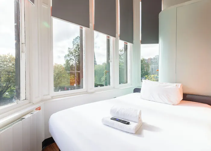Easyhotel 2* Edinburg