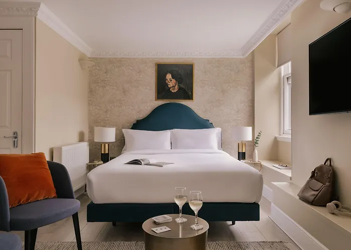 Aparthotel Thistle Royal Garden