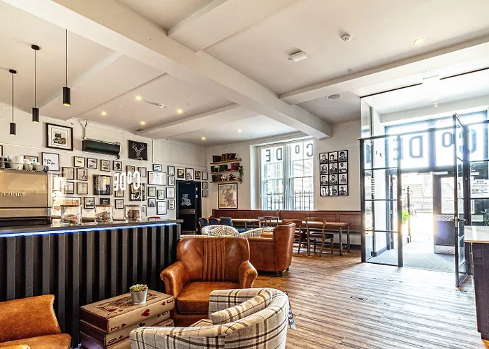 Ostello Code - The Court, *