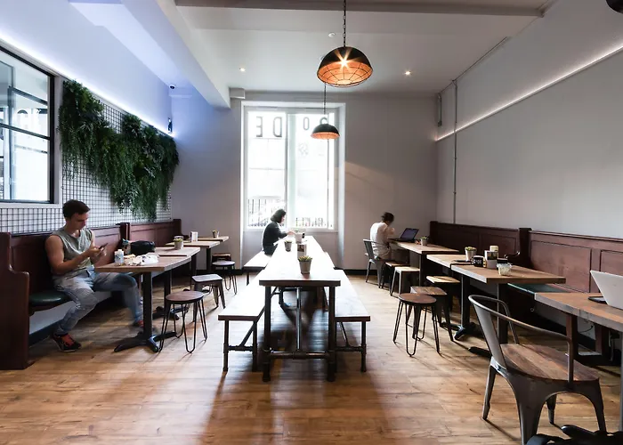 Ostello Code - The Court, *