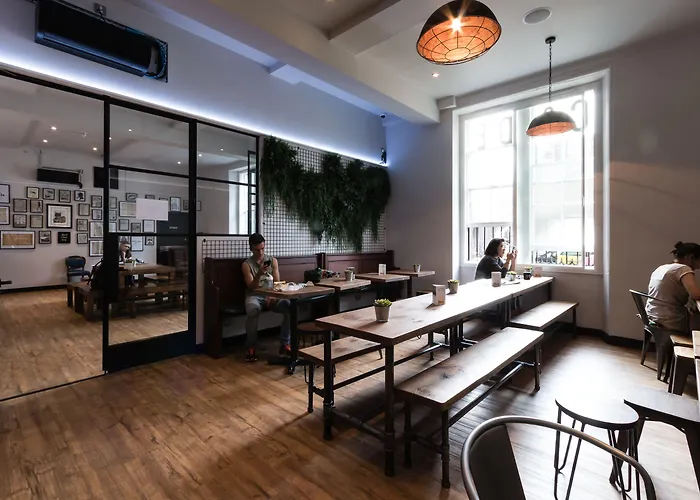 Ostello Code - The Court, *