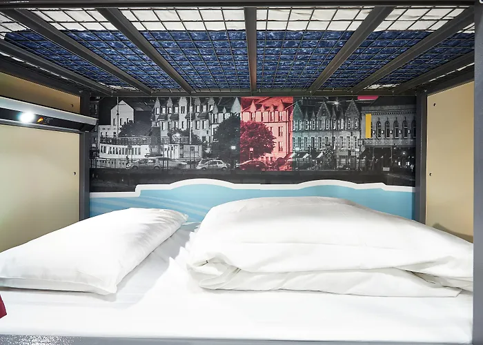 St Christopher's - Old Town Hostel *