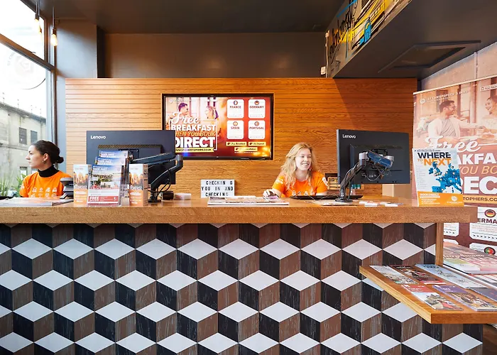 St Christopher's - Old Town * Edinburgh