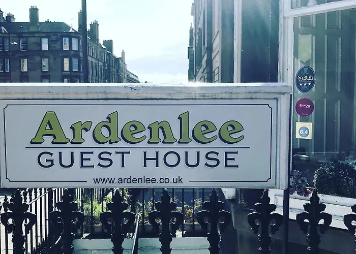 Ardenlee Affittacamere 3*