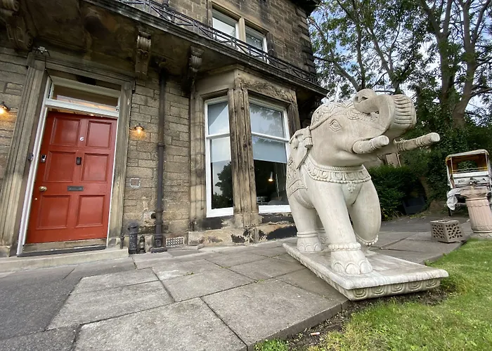 No6 West Coates Hotel 3*