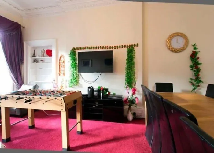 酒店 Lauriston Roomz 2*