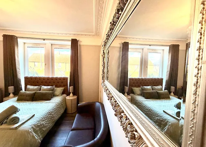 Immanuel House - Modern Luxury Victorian 1872 - Free Parking & Superfast Fibre Optic Wifi Appartamento Edimburgo