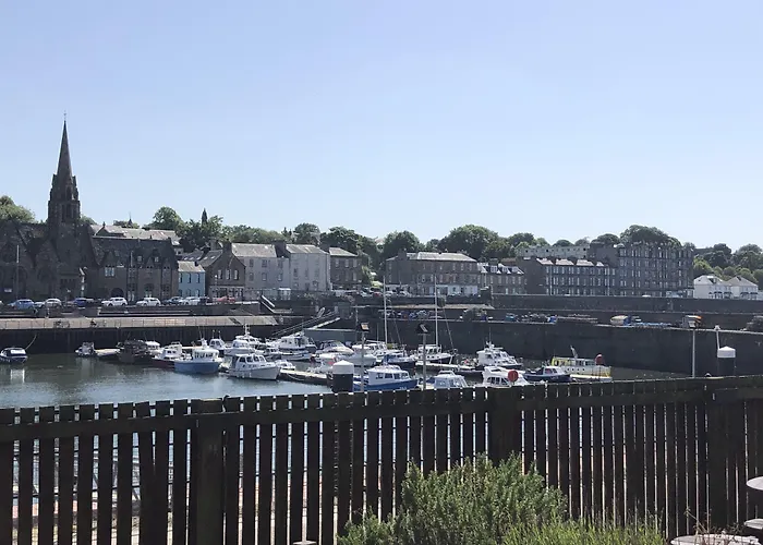 Remarkable 2 Bed In *