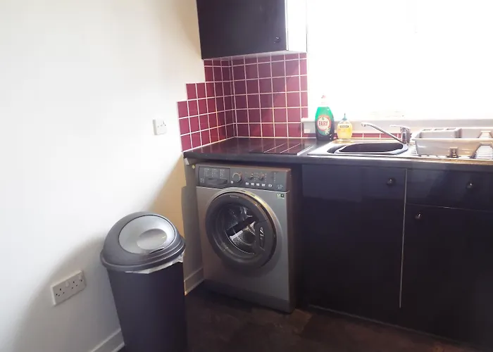 Διαμέρισμα Ideal Location With Free On-site Private Parking