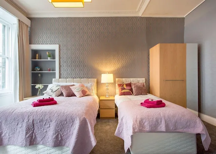 Apartment Stunning 2-bed In *