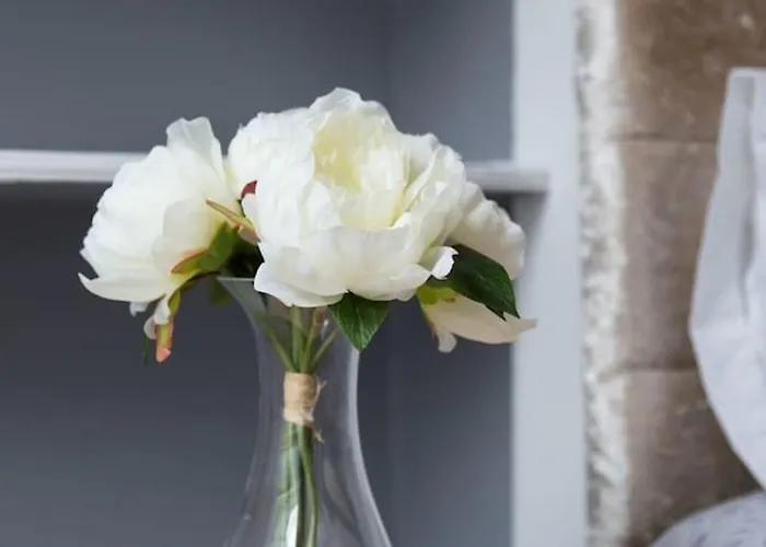 Stunning 2-bed In דירה