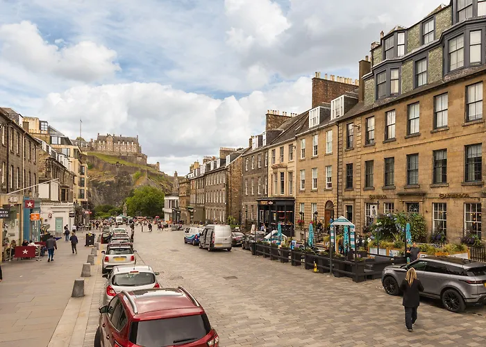 דירה Amazing Castle View *