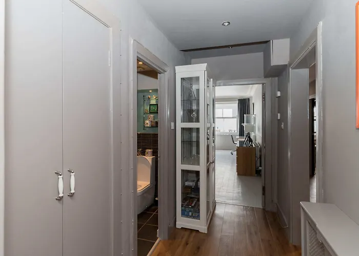 Beautiful & Bright 2bd Flat - Haymarket Lägenhet *
