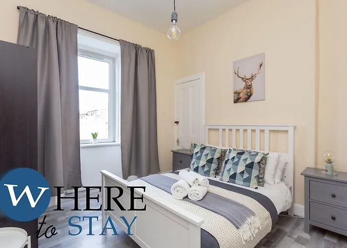 מלון Brunswick Road Lovely 2 Bed 3*