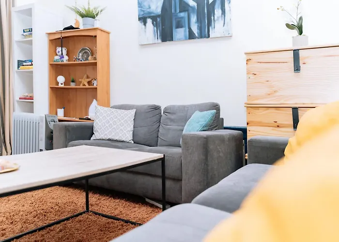 Apartment Bright High-ceiling 2bd Flat - Edinburgh!