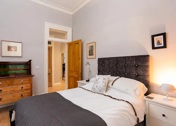 Apartment Spacious 2 Bedroom House Near The Meadows Edinburgh