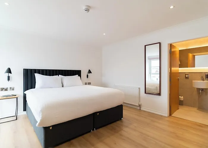 Premier Fountain Court Apartman Edinburgh