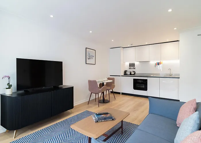 Premier Fountain Court Edinburgh