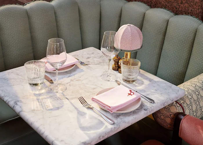 Отель Gleneagles Townhouse 5*
