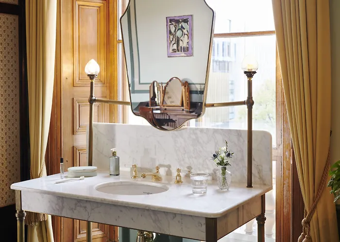 Gleneagles Townhouse 5*
