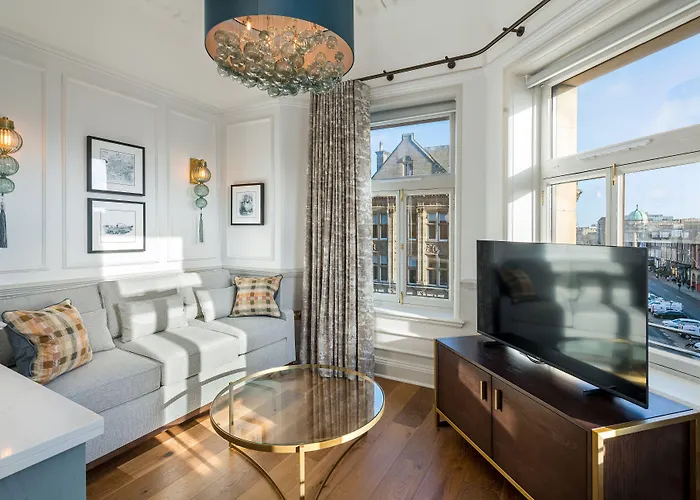 Righ Residences - George Street 4*