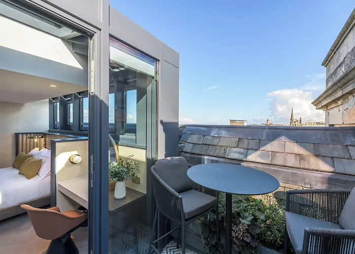 Righ Residences - George Street