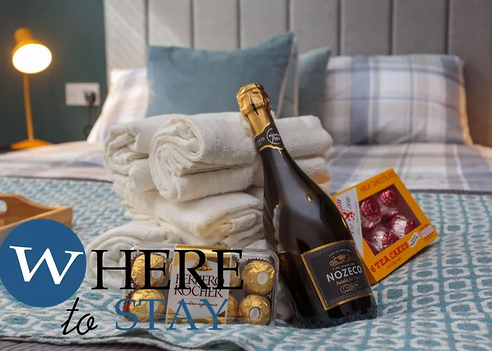 Stylish 2bed Underneath Castle דירה *