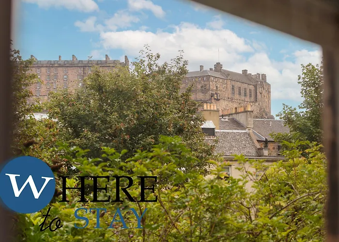 Stylish 2bed Underneath Castle דירה