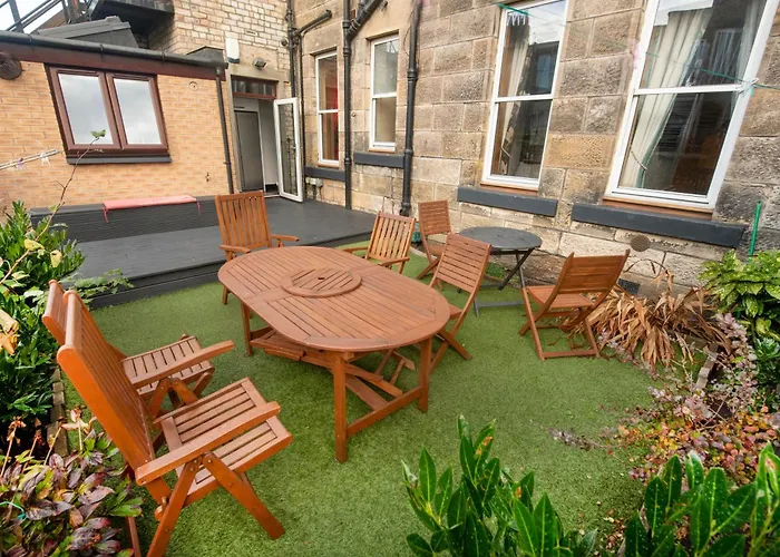 Holiday home Roomy 1 Level Free Parking