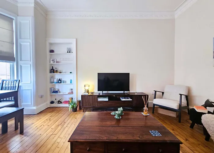 דירה 2-bedroom אדינבורו