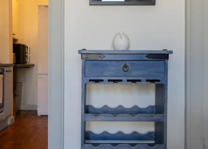 Charming Georgian - Steps To Tram & Centre شقة