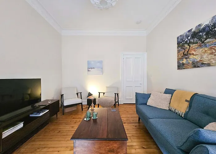 아파트 2-bedroom *