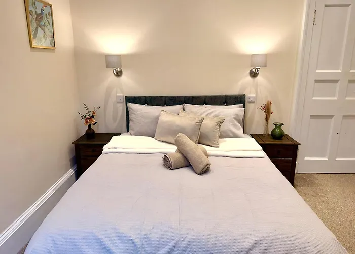 Georgian Luxury - Fast Broadband Wifi - Parking Available