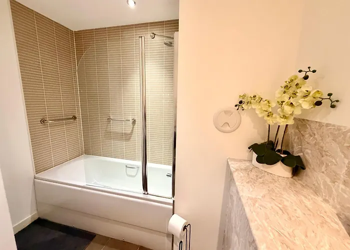 Britannia Ocean Park - Fast Wifi And Free Parking *