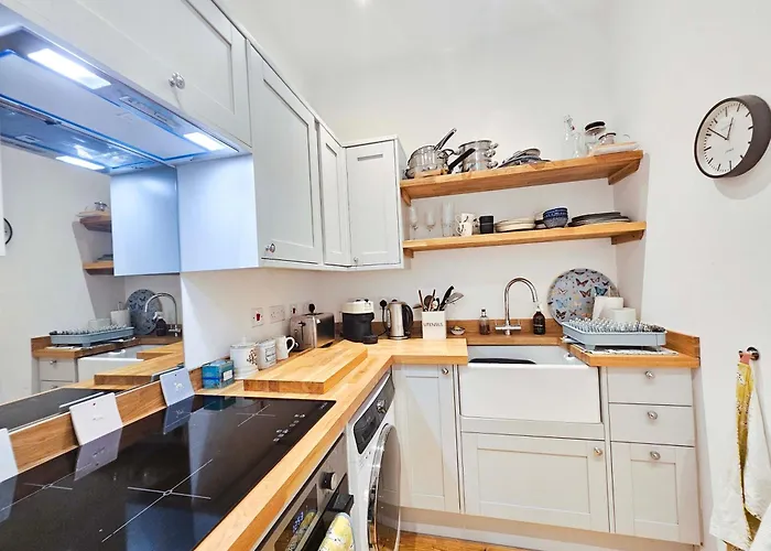 דירה 2-bedroom אדינבורו