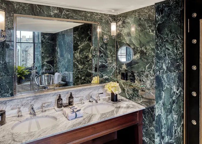 Hotel 100 Princes Street