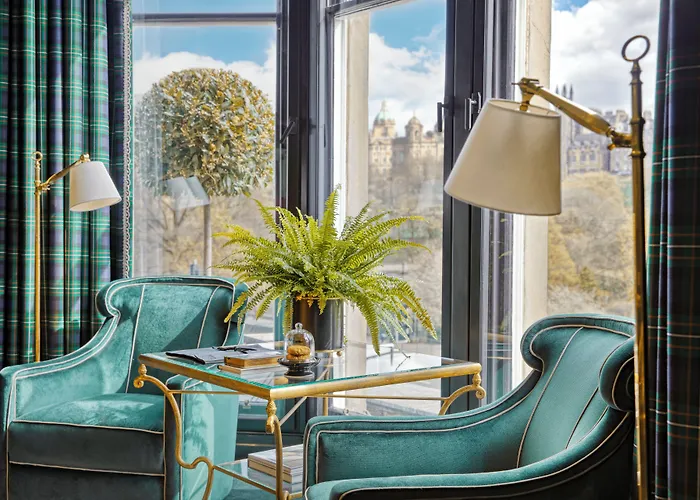Hotel 100 Princes Street 5*
