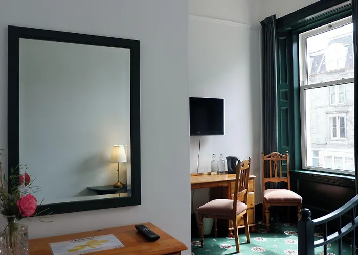 4 Friends House Edinburgh