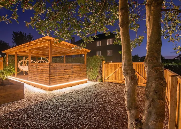 Private Hot Tub - Zen & Bubbles Apartamento Edimburgo